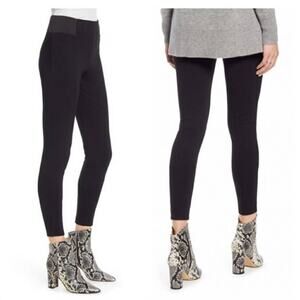 Photo Rework Halogen Mid Rise Black Pedal Pusher Legging with Elastic Panels| M